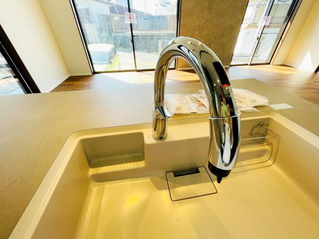 『八王子市新築戸建て』八王子市長沼町60-2【仲介手数料無料】のキッチン|～仲介手数料無料☆八王子ひなた不動産～八王子市長沼町　新築戸建て