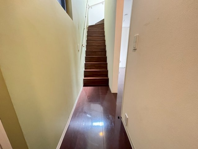 ミグ・ノンの内装