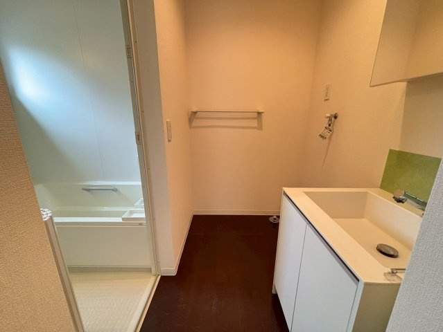 ミグ・ノンの洗面所