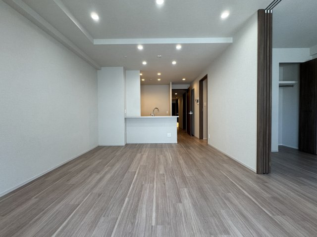 エスリード箕面船場阪大前の居間・リビング