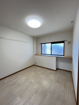 【洋室】 | ピュア・リーフ