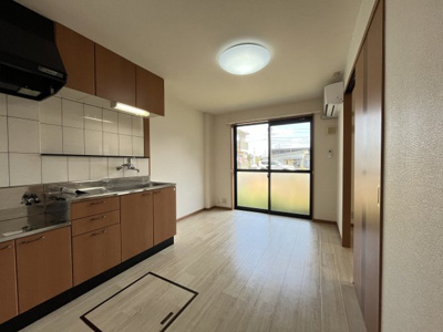 【居間・リビング】 | ピュア・リーフ