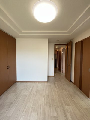 【洋室】 | ピュア・リーフ