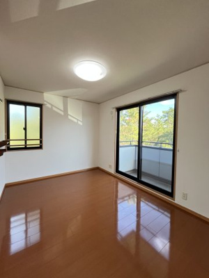 【洋室】 | リビングタウン弓ヶ浜B棟