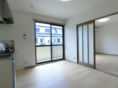 【居間・リビング】 | パストラル米原A棟