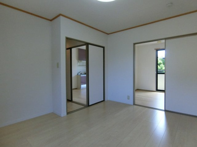 【洋室】 | パストラル米原A棟