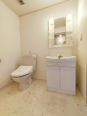 【洗面所】 | アトラスカーロ弐番館