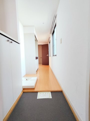 【玄関】 | アトラスカーロ弐番館