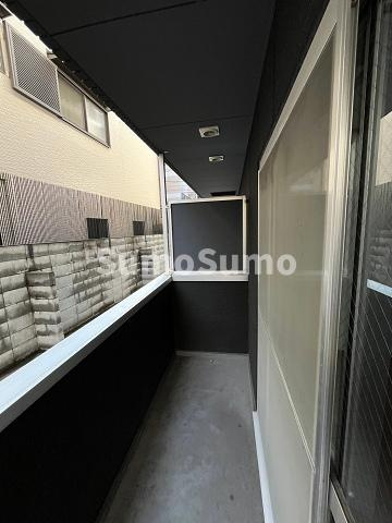 フェアリーテール出屋敷のバルコニー