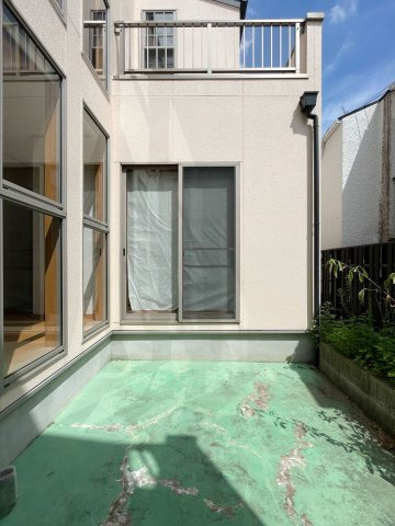 西岡本5丁目戸建の庭