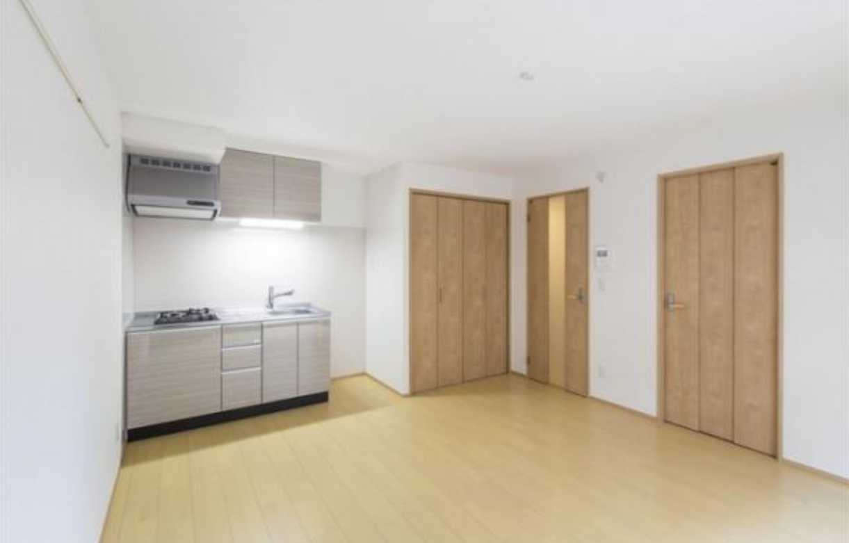 グランスリジェ　ネット無料　洗髪洗面化粧台　角部屋の居間・リビング