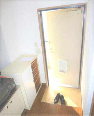 【玄関】 | アドバンス弐番館 | 落ち着いた玄関です