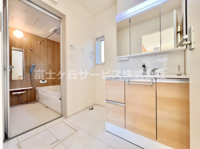 【脱衣所】 | 三島市谷田 新築一戸建て 2号棟 | 脱衣場です