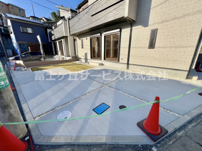 【駐車場】 | 三島市谷田 新築一戸建て 2号棟 | 駐車スペースもあります