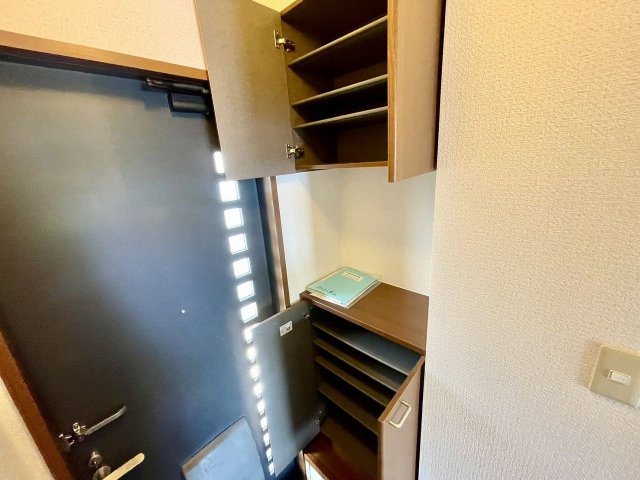 メゾンヴェールの玄関