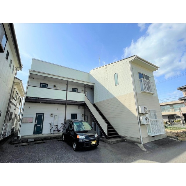 岐阜市六条片田１丁目のアパートの外観