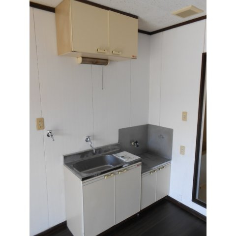 岐阜市六条片田１丁目のアパートのキッチン|キッチン
