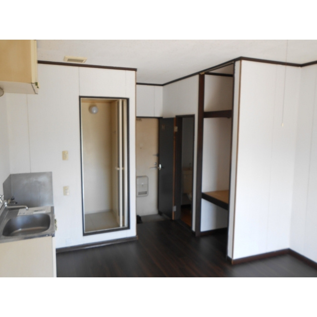 岐阜市六条片田１丁目のアパートのその他|洋室