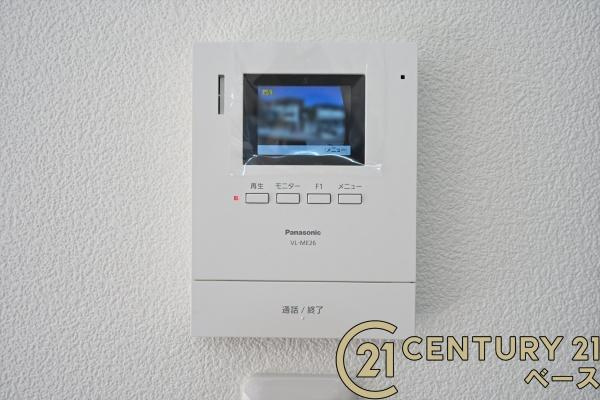 香芝市西真美１丁目　一戸建の内装|■現地撮影写真■ＴＶモニター付きインターホンで防犯対策もバッチリ！来客も一目でわかり安心です！