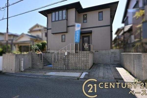 香芝市西真美１丁目　一戸建の外観|■現地撮影写真■ＪＲ和歌山線「香芝駅」より徒歩１１分の便利な生活環境！お気軽にお問い合わせください！