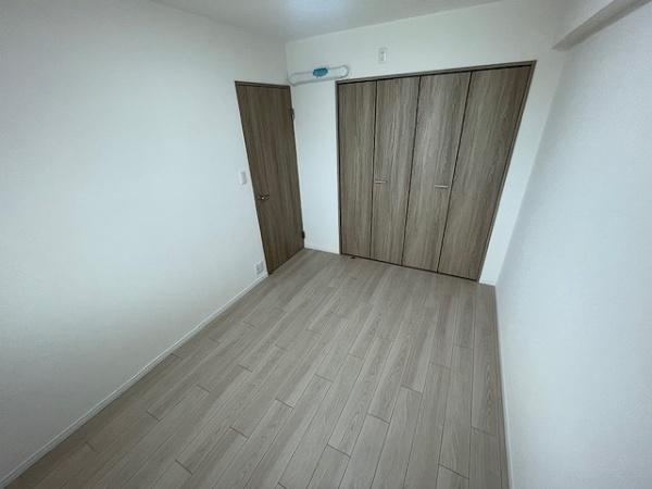 【洋室】 | ファミール緑橋