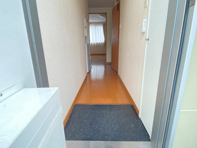 【玄関】 | レオパレスｙａｎａｇｉⅢ