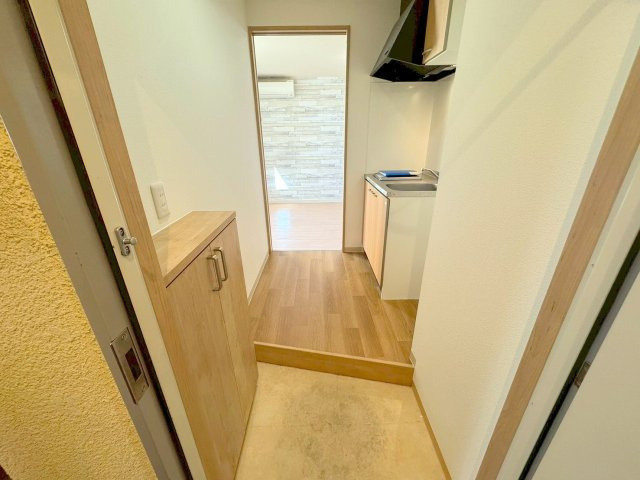 SQUARE9神崎川の玄関