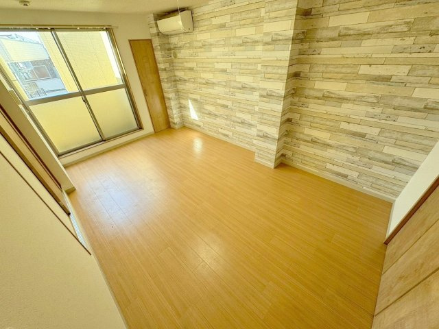 SQUARE9神崎川の内装