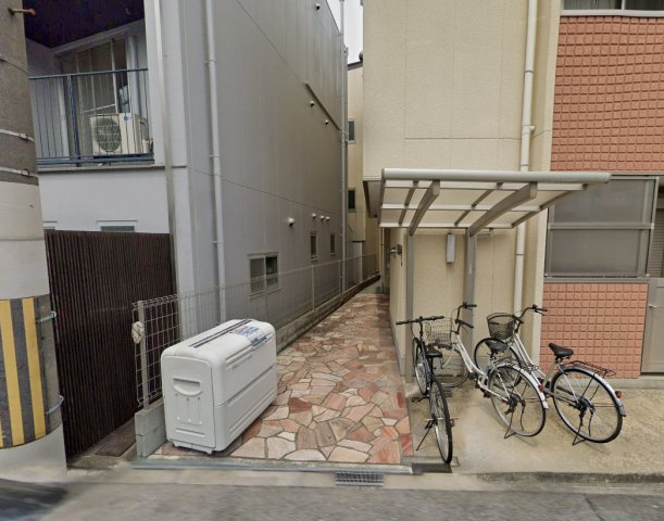 SQUARE9神崎川のエントランス