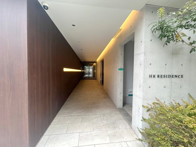 HK　RESIDENCEのエントランス