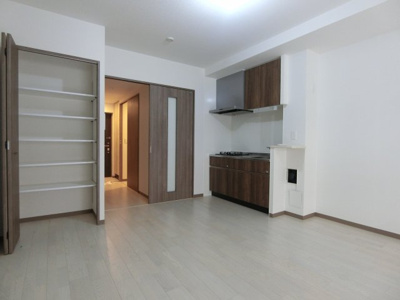 【居間・リビング】 | 高師浜シーサイドマンション6