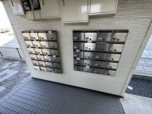 レオパレス竹松のその他|集合ポスト