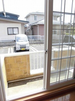 【バルコニー】 | モデルン・ロイテ　Ａ棟 | 開放的で明るい空間を演出してくれるバルコニーです