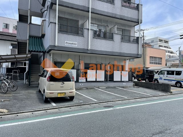 ドリームハウスの駐車場|駐車場です