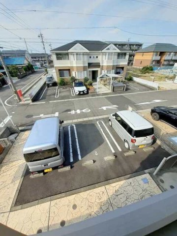 ＪＵＡＳの駐車場