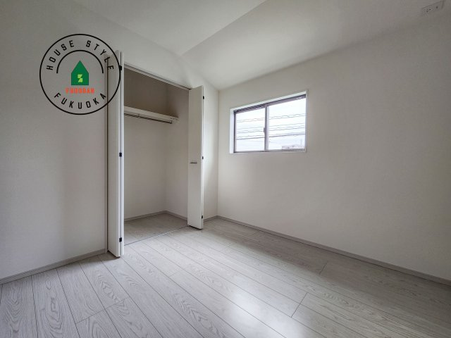 福岡市東区三苫4丁目第3-4棟（2号棟）の洋室|落ち着いた色調の洋室です。