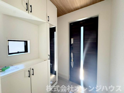 【玄関】 | 綾瀬市小園　新築分譲住宅　全7棟  | 写真撮影【2026.7】
