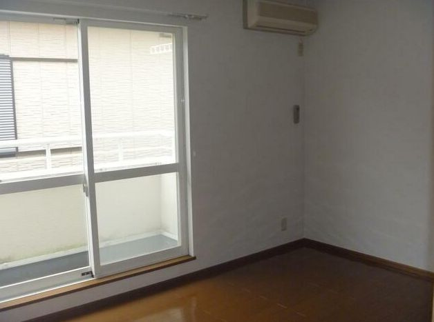 さいたま市中央区大戸４丁目のアパートの居間・リビング|別室参考写真です。