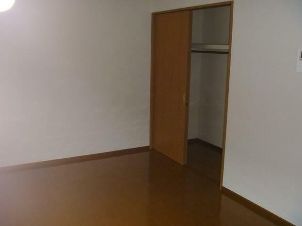 さいたま市中央区大戸４丁目のアパートの収納|別室参考写真です。