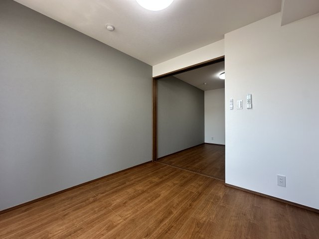 NE Sallaの居間・リビング