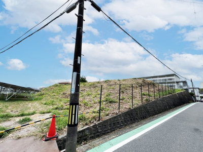 【前面道路含む現地写真】 | 奈良県生駒郡三郷町信貴ケ丘１丁目　土地