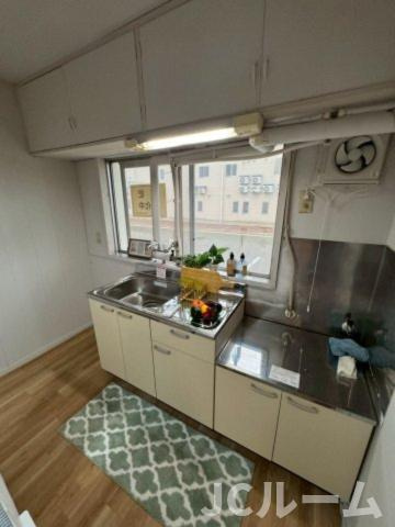 ヴィラナリー上越Ⅴのキッチン