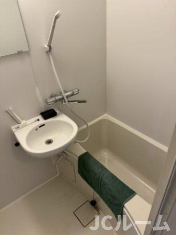 ヴィラナリー上越Ⅴの洗面所