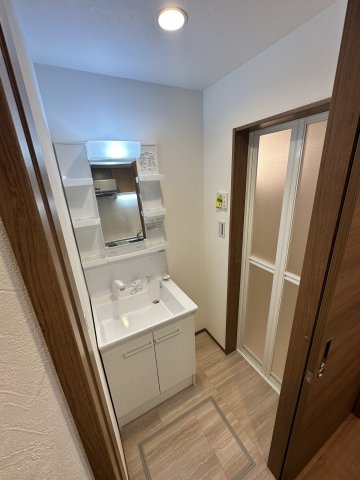 NE Sallaの洗面所