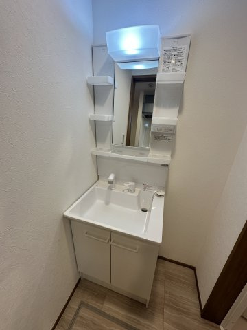 NE Sallaの独立洗面台