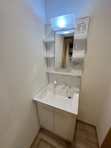 NE Sallaの洗面所