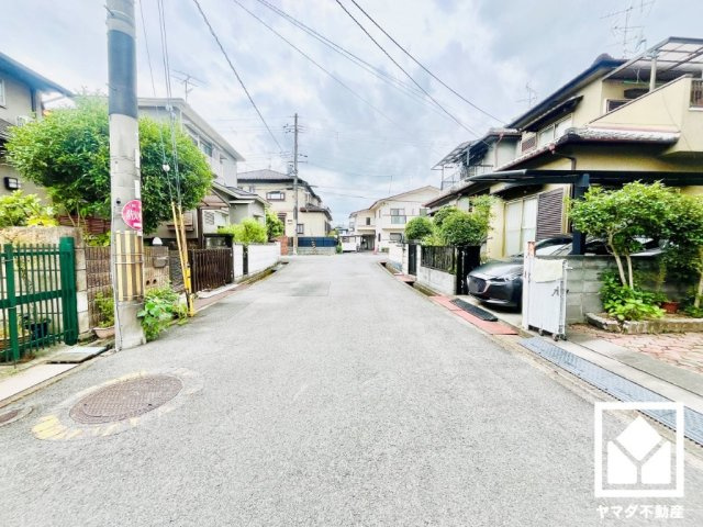 京田辺市草内山科の前面道路含む現地写真
