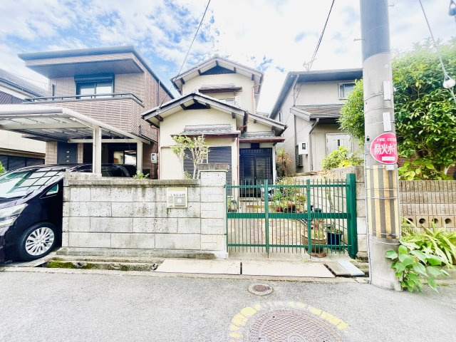 京田辺市草内山科の外観
