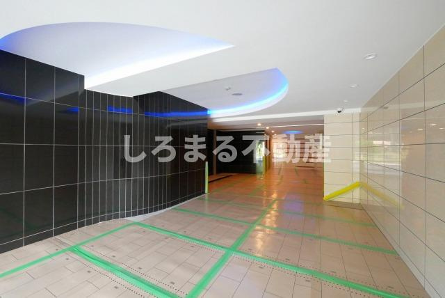 セレニテ阿波座ミラクのロビー