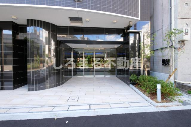 セレニテ阿波座ミラクのエントランス